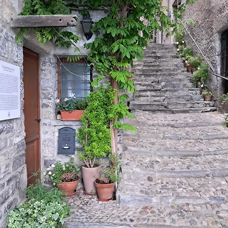 Trilly House * ペルレード