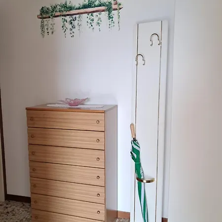 Trilly House דירה